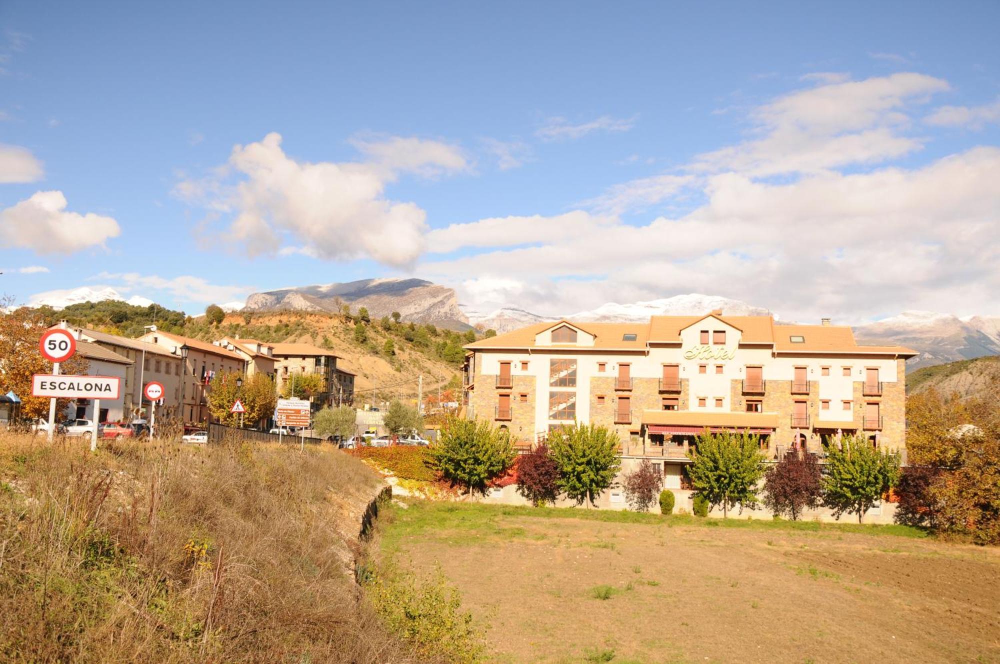 Hotel Arnal Escalona (Huesca) Exterior foto